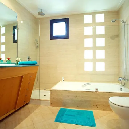Pleta Villa *